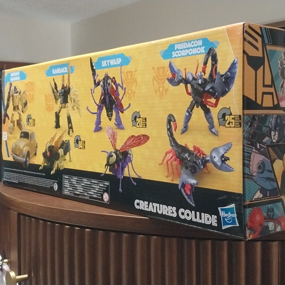 Transformers Legacy from Hasbro. - Picture 5 of 6